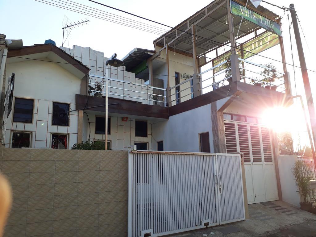 Villa Lilly باتو الغرفة الصورة